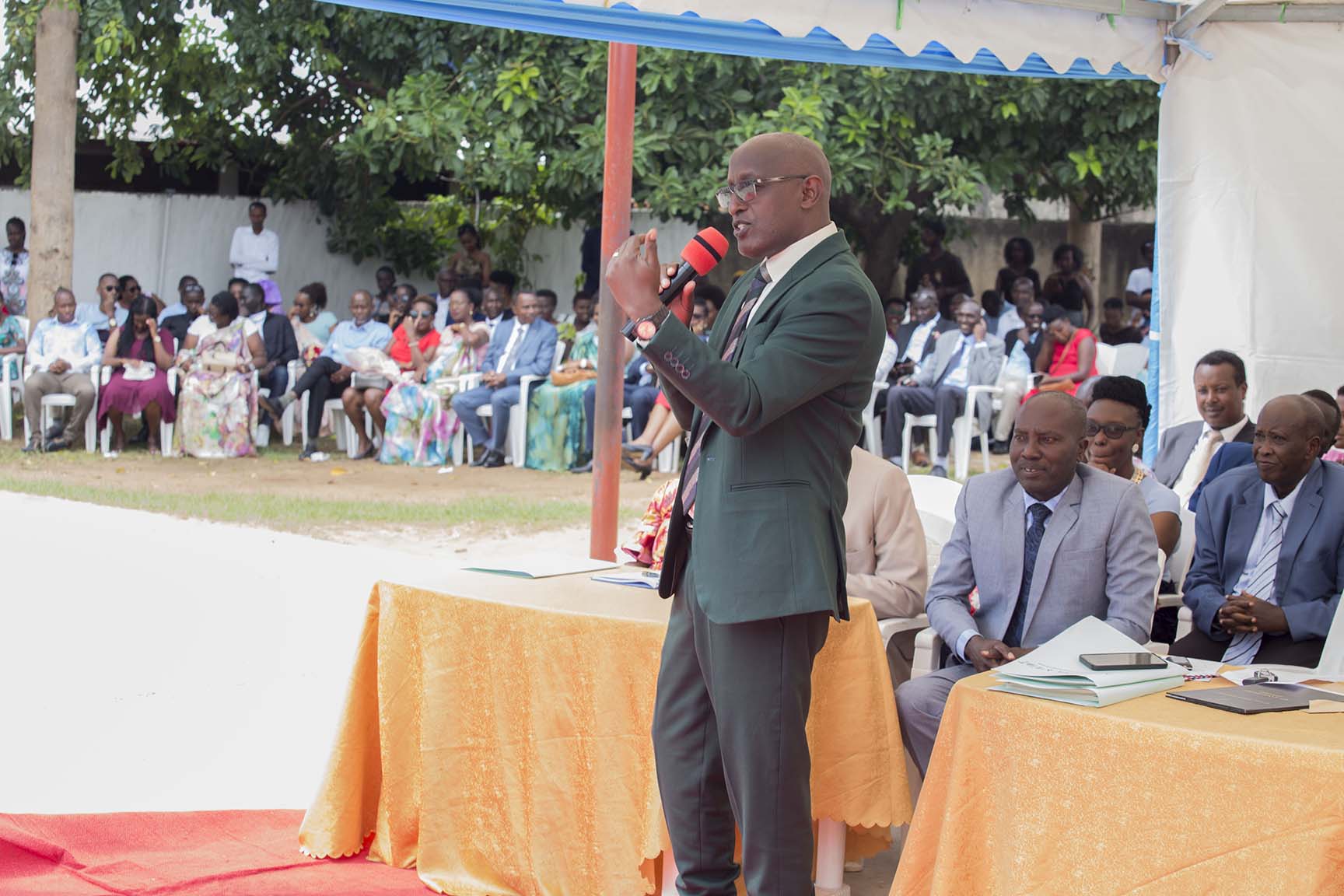 Discours du Directeur Général de l"Ecole Independante à l'occasion de la remise de certificats 2022-2023